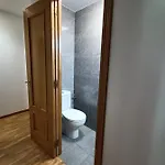 Apt. Descenso Del Sella, 아파트 *